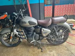 Bullet 350 Black Gold